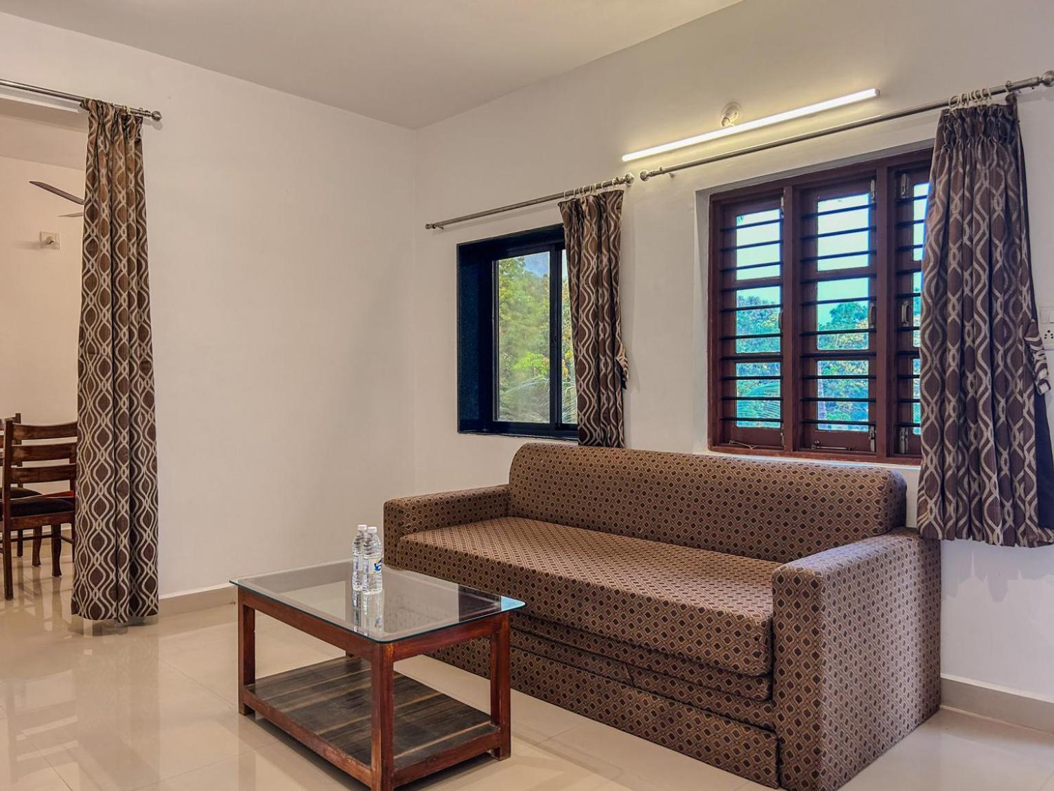 La Costa Residency Hotel Анджуна Екстериор снимка